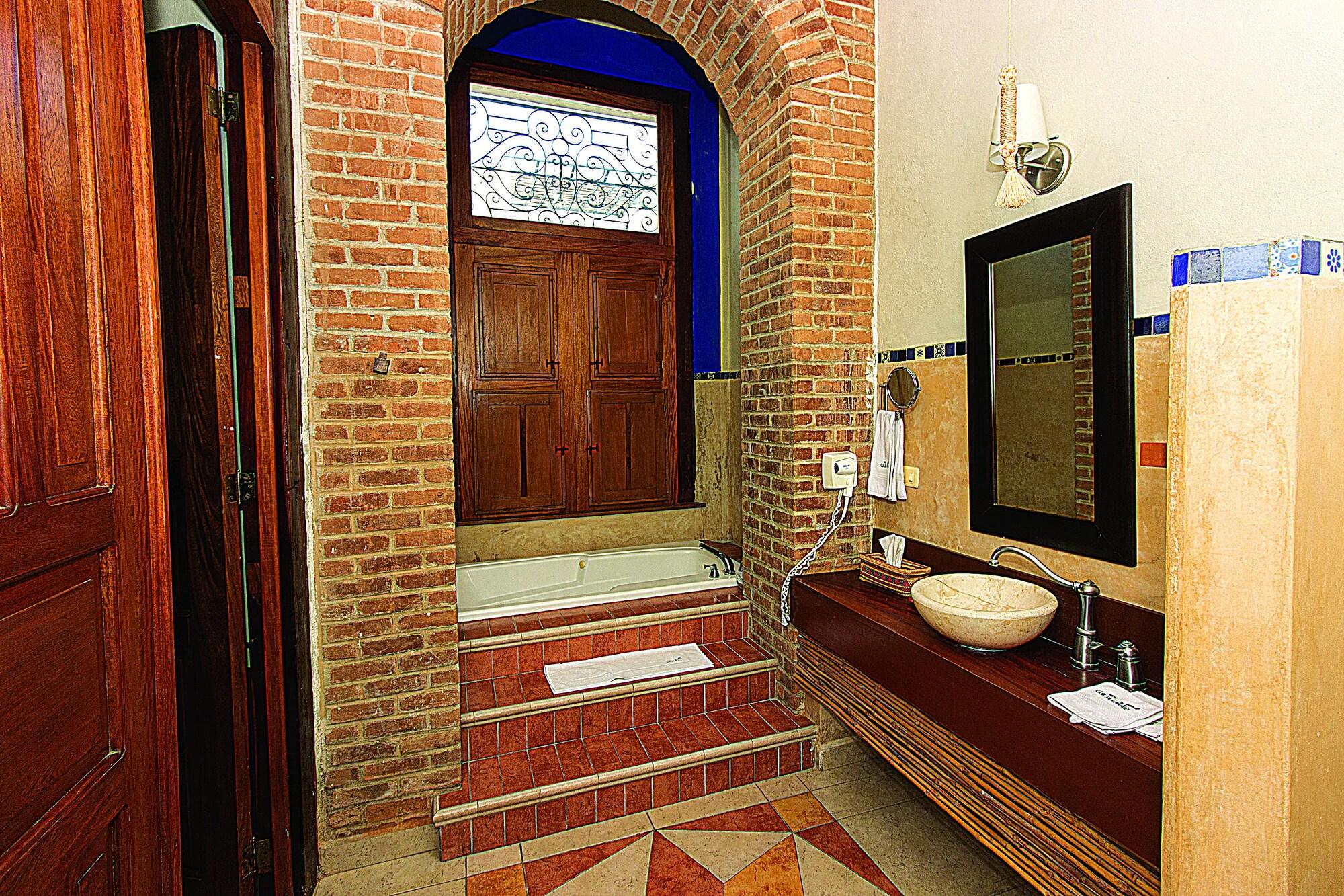 Hotel Boutique Casa San Angel (Adults Only) Mérida Εξωτερικό φωτογραφία